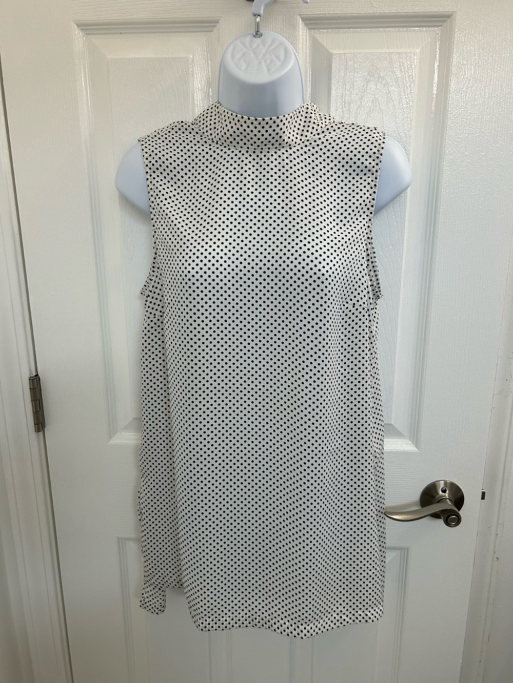 Sleeveless Mock Neck Polka Dot Shift Top White/Black